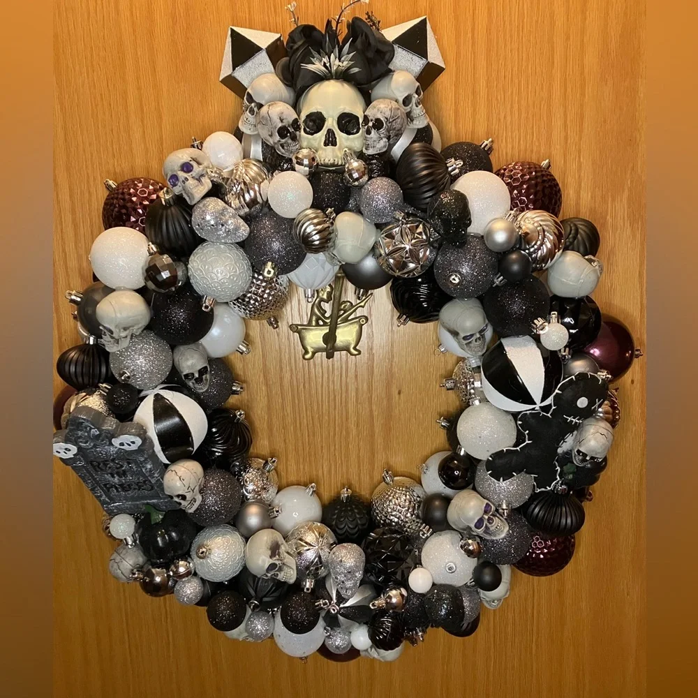 22” custom Halloween wreath